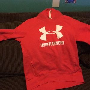 Women’s under Armor hoodie NWT !!!!!